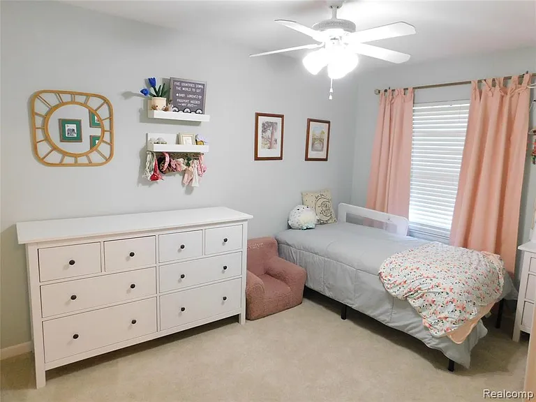 2759 Winter Dr — Photo 13