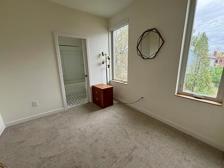 Secondary bedroom