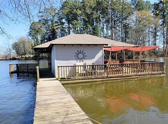 3rd image of 22674 Cherry Ln