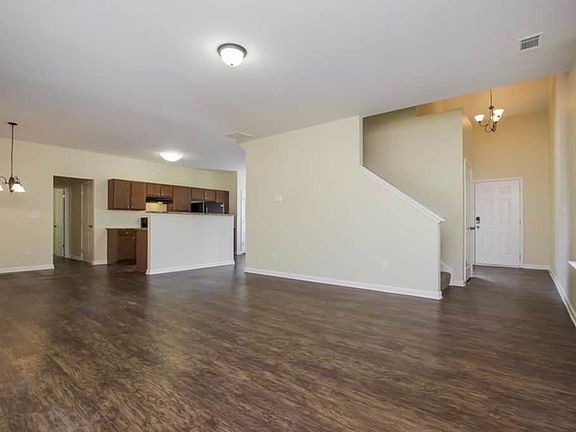 5th image of 4251 Oak Field Dr