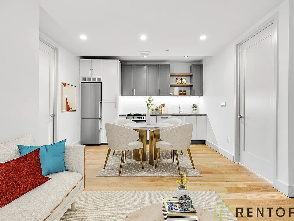 310 Graham Ave #5D