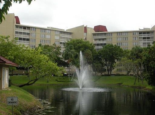 2nd image of 6921 Environ Boulevard #20