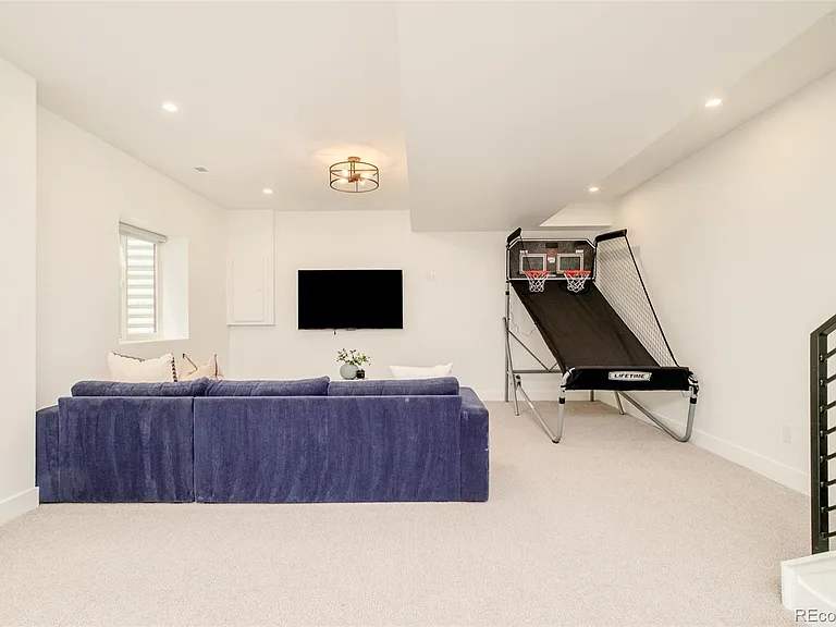 3610 Vallejo St #A — Photo 25