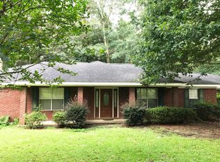 45 Phillips Rd W, Seminary, MS 39479