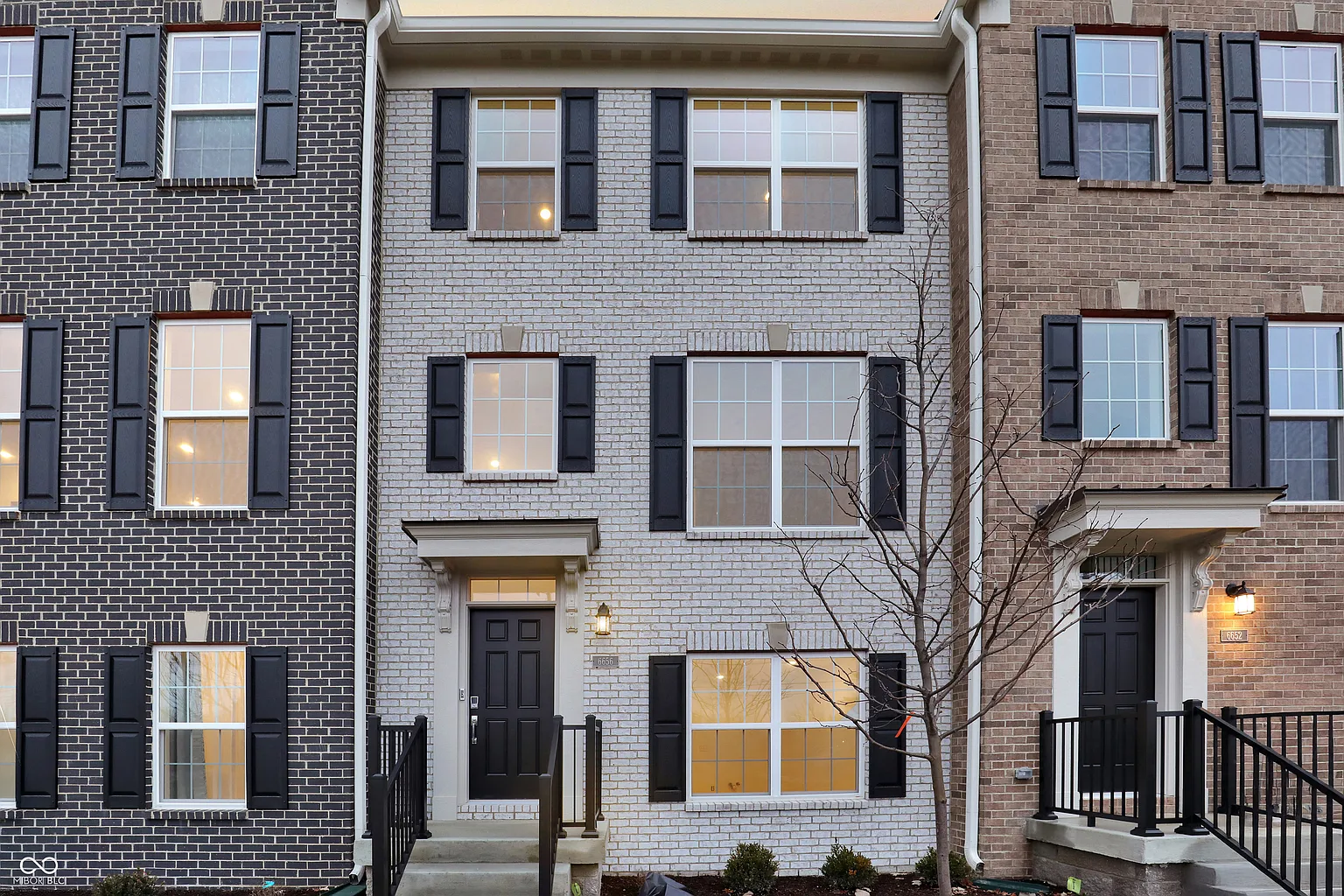 6656 Halsey St photo 1