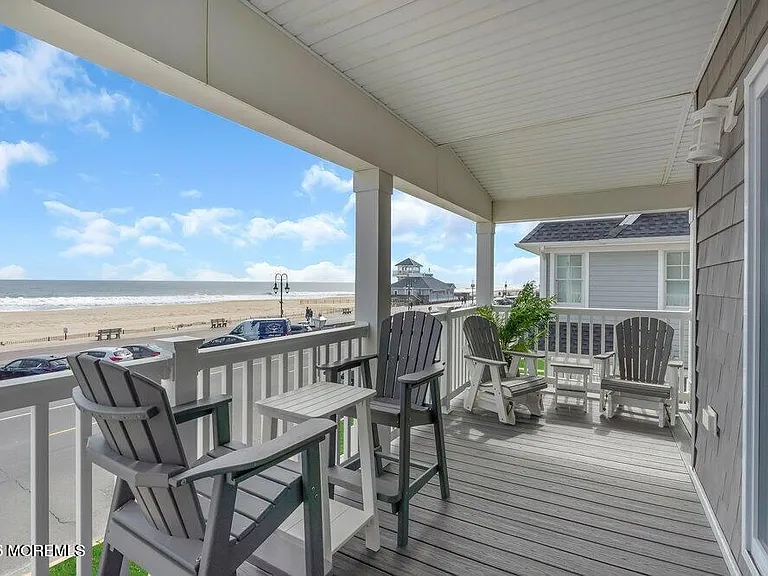 903 Ocean Ave #4 — Photo 17