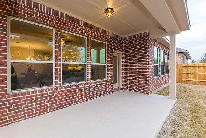 109 Saddle Dr — Photo 14