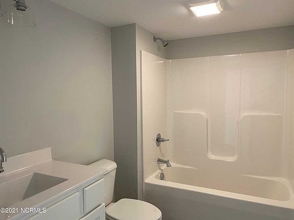 5th image of 3309 Bridges St APT 16