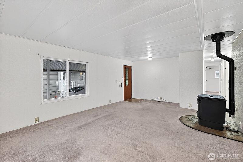 3rd image of 1316 91st Avenue SE #8