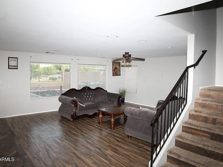 38103 N Bonnie Ln — Photo 10