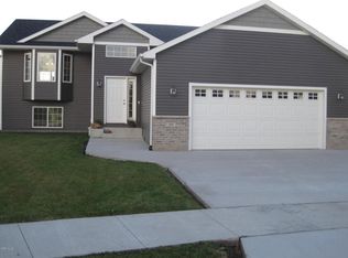 201 9th Ave SE, Kasson, MN 55944