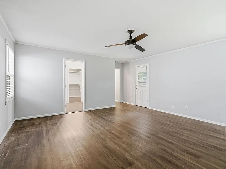 3325 S Yorktown Ave — Photo 14