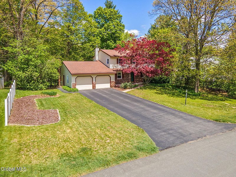 2nd image of 13 Pinehurst Drive