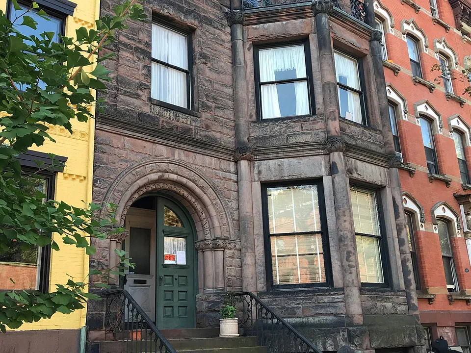 304 State St #3F