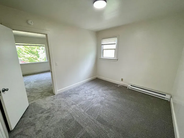 2743 Potter St — Photo 8
