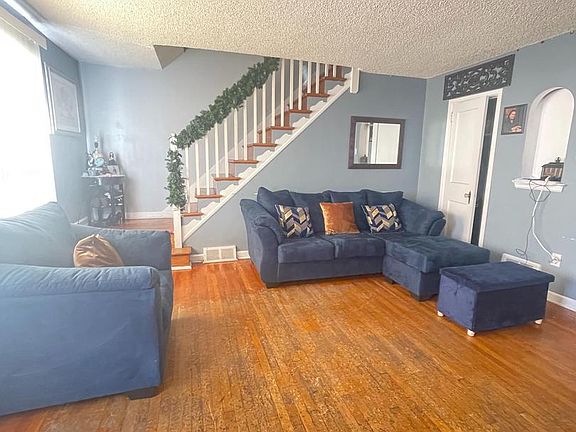 5th image of 1245 Hale St