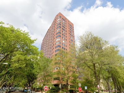3100 N Lake Shore Dr APT 608, Chicago, IL, 60657
