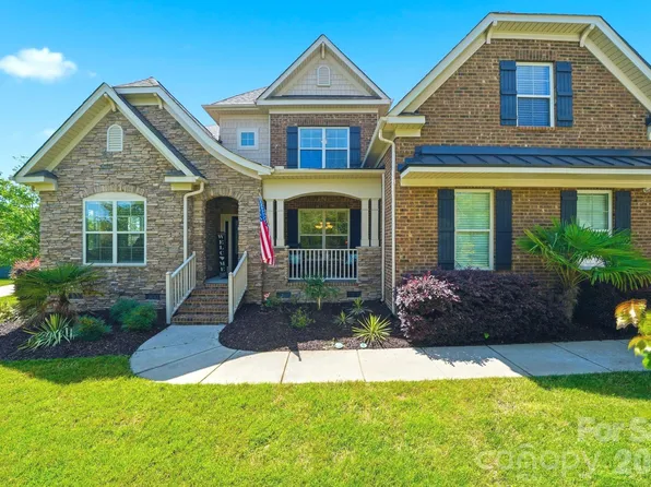 3060 Feathers Dr, York, SC 29745