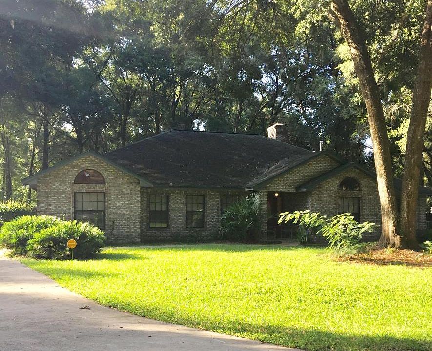 1st image of 3826 SE 21st Pl