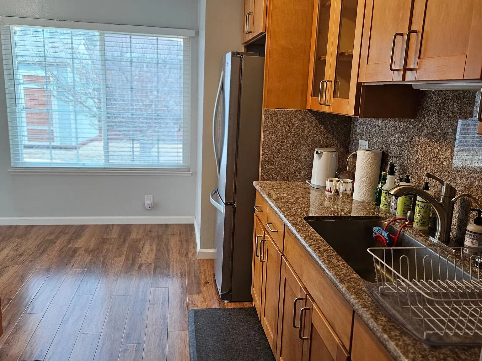 1294 Sierra Ct — Photo 3
