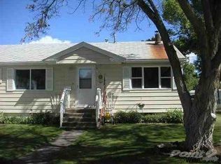 709 Thomas Ave, Worland, WY 82401