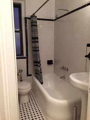 Rented by Bauman Realty Group | media 35