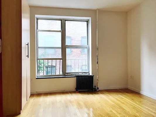 Rented by Keller Williams NYC | media 35