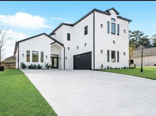 75 Wick Willow Rd, Montgomery, TX 77356