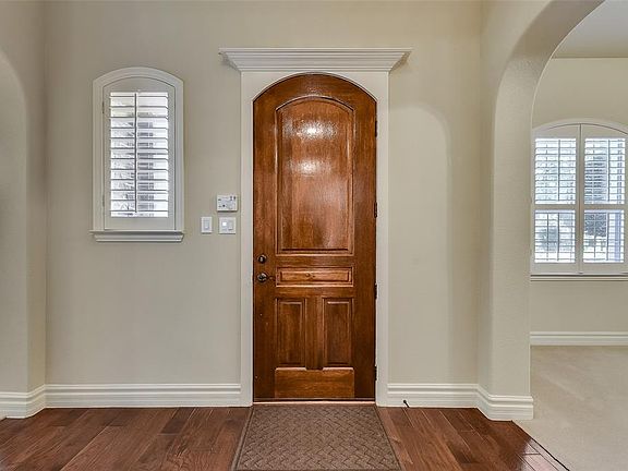 2nd image of 4516 Ethridge Dr