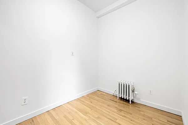 Rented by J PRESTON AND ASSOCIATES INC | media 21