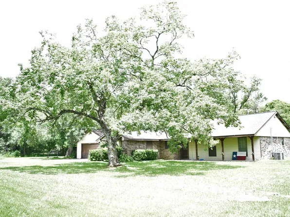 1918 County Road 676, Dayton, TX 77535