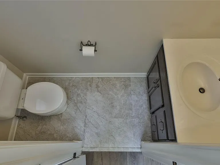 124 Stephanie Dr — Photo 5