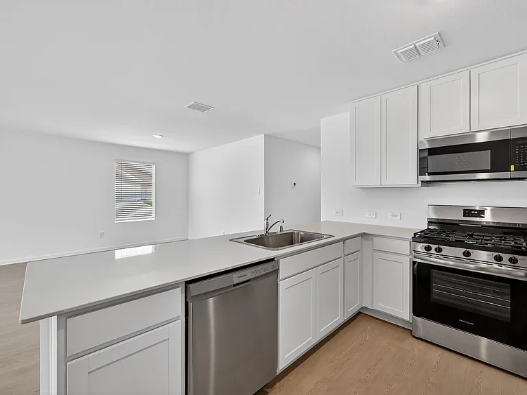 2225 Canteen St — Photo 2