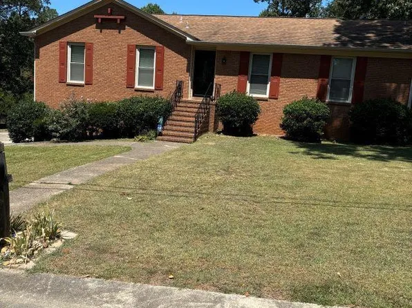 350 11th Pl, Pleasant Grove, AL 35127