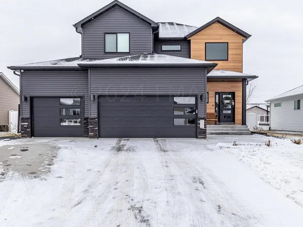 6632 58th Ave S, Fargo, ND 58104