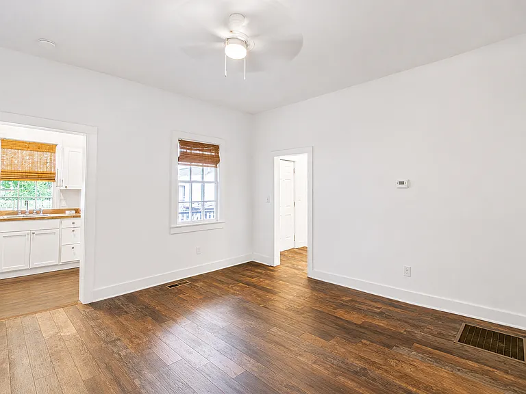 2 Olivers Ct #1-A — Photo 2