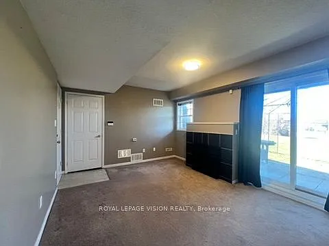 575 Steeple Hl #39 — Photo 32