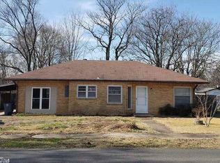 304 Hammond Dr, Hot Springs, AR 71913