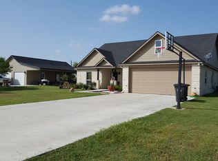 128 Kendal Dr, Victoria, TX 77904