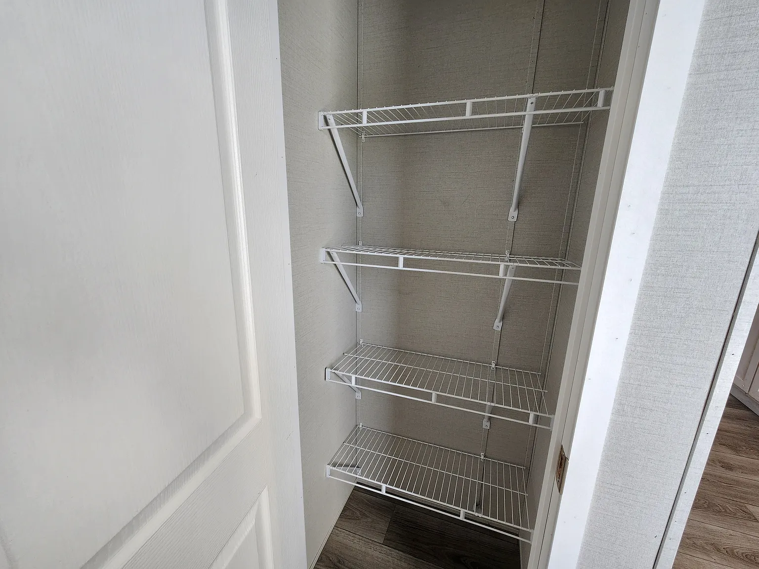 Available For Immediate Move-In! — Photo 4