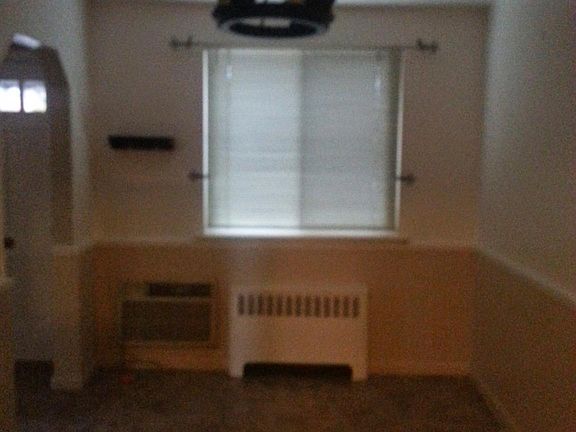4th image of 3146 Waterbury Ave