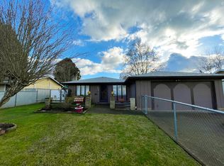 5257 E St, Springfield, OR 97478