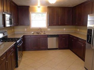 3516 Hyde Cir, Norfolk, VA 23513