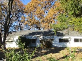 113 E Piney Rd, Pine Bluff, AR 71602