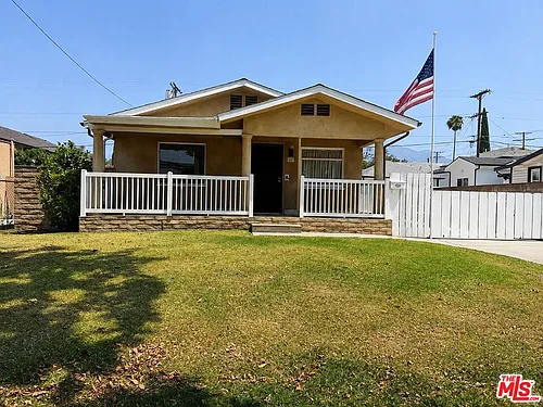 609 Alexander St Photo 1