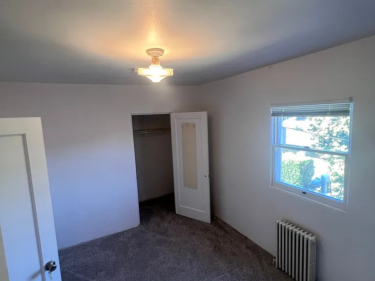 1860 Potter Street — Photo 15