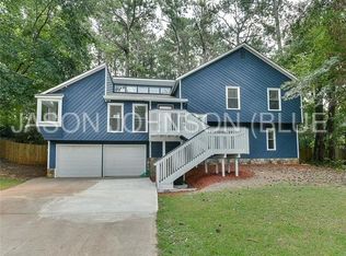 4820 Highpoint Dr NE, Marietta, GA 30066
