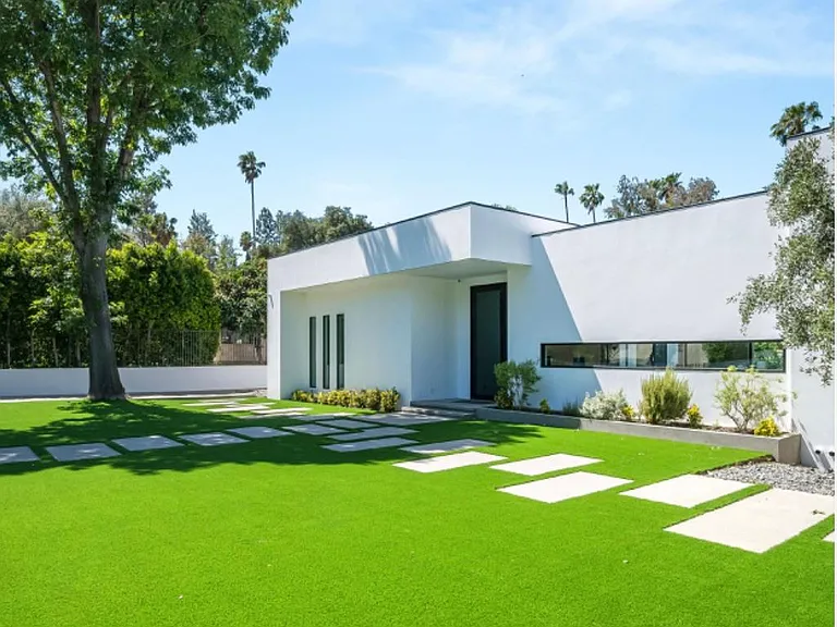 20141 Wells Dr — Photo 4