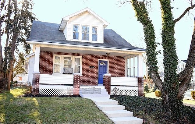 1st image of 2740 John St