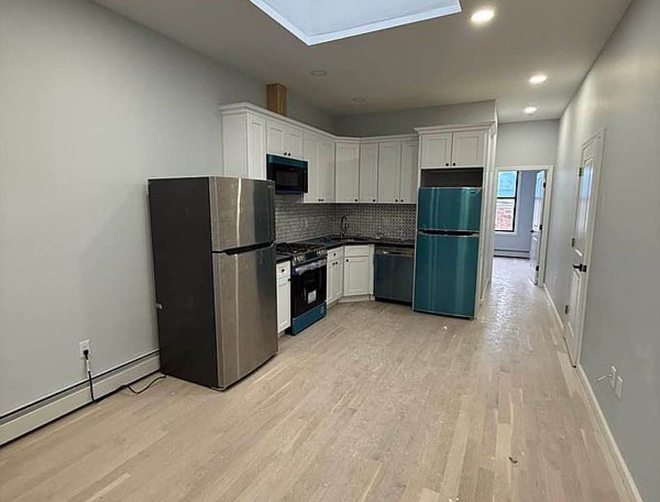 1st image of 21-15 43rd St #2